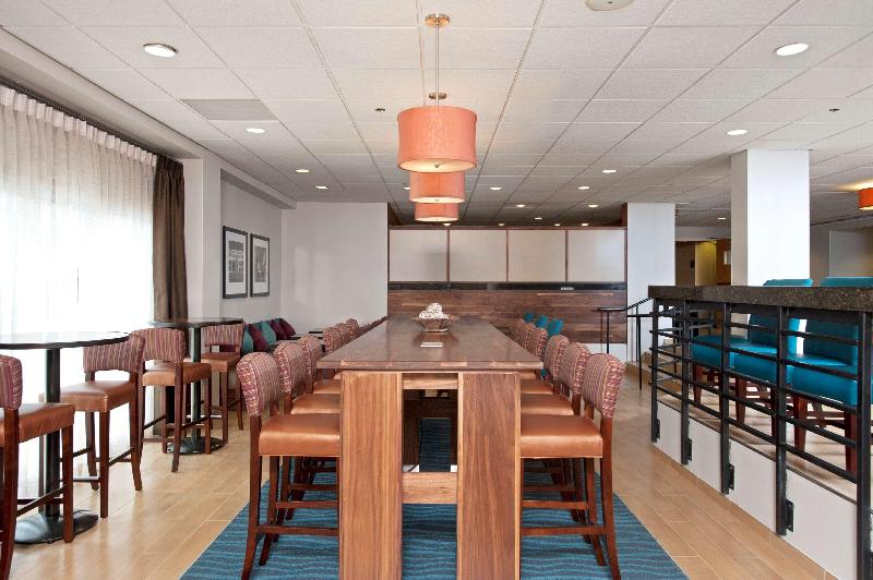 호텔 Hampton Inn Bloomington