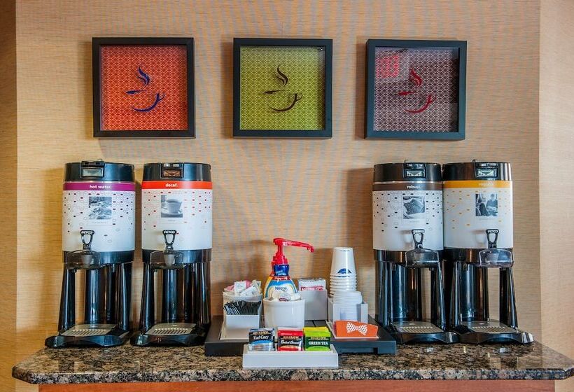 בית מלון כפרי Hampton Inn By Hilton Bowling Green