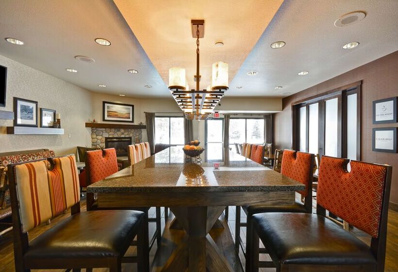 هتل Hampton Inn Bozeman