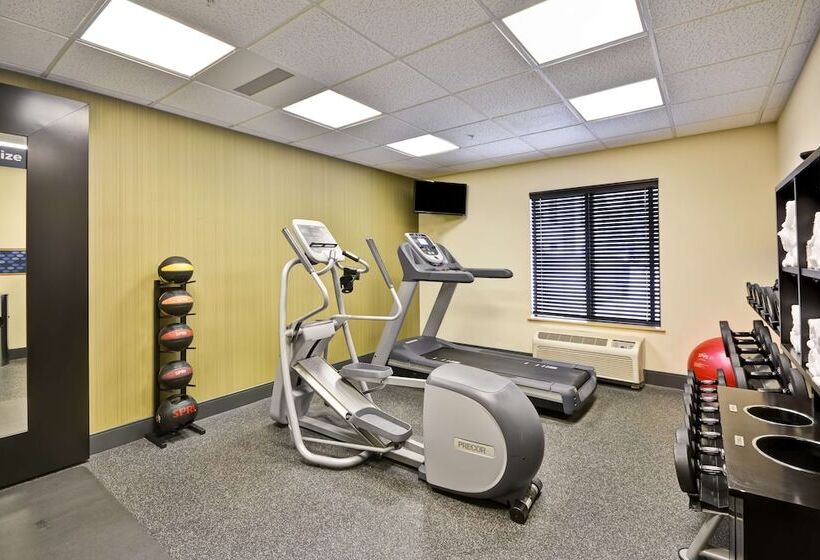 هتل Hampton Inn Bozeman