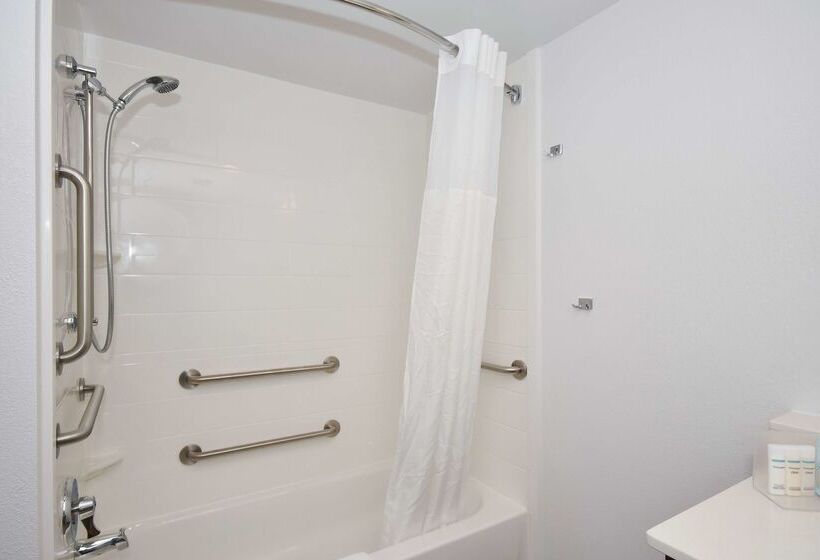 Отель Hampton Inn Brevard