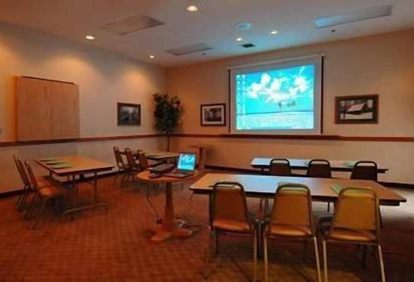 Отель Hampton Inn Brevard