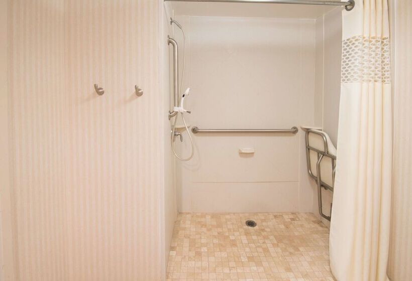 فندق Hampton Inn Bridgeport/clarksburg