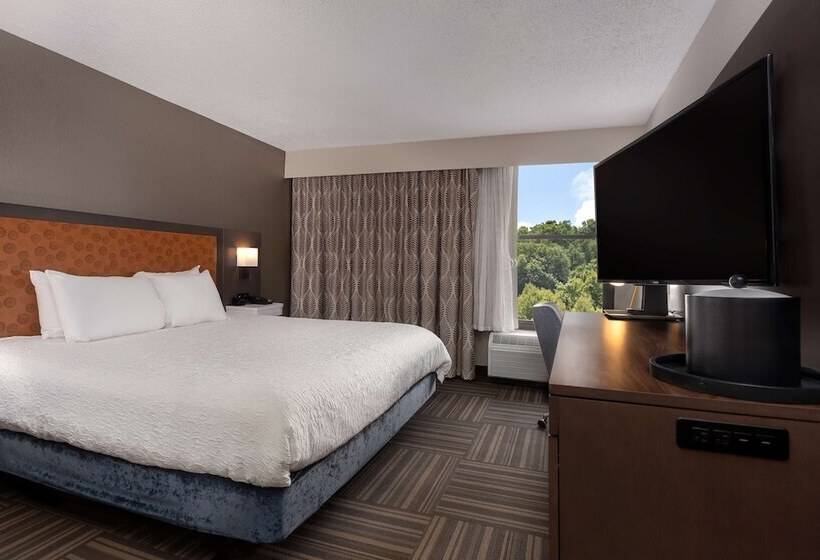 فندق Hampton Inn Bristol