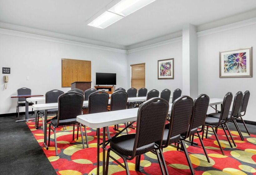 فندق Hampton Inn Brookhaven