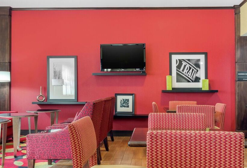 فندق Hampton Inn Brookhaven