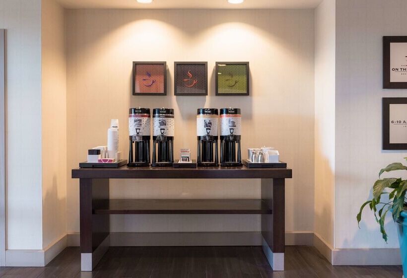 בית מלון כפרי Hampton Inn Brooksville Dade