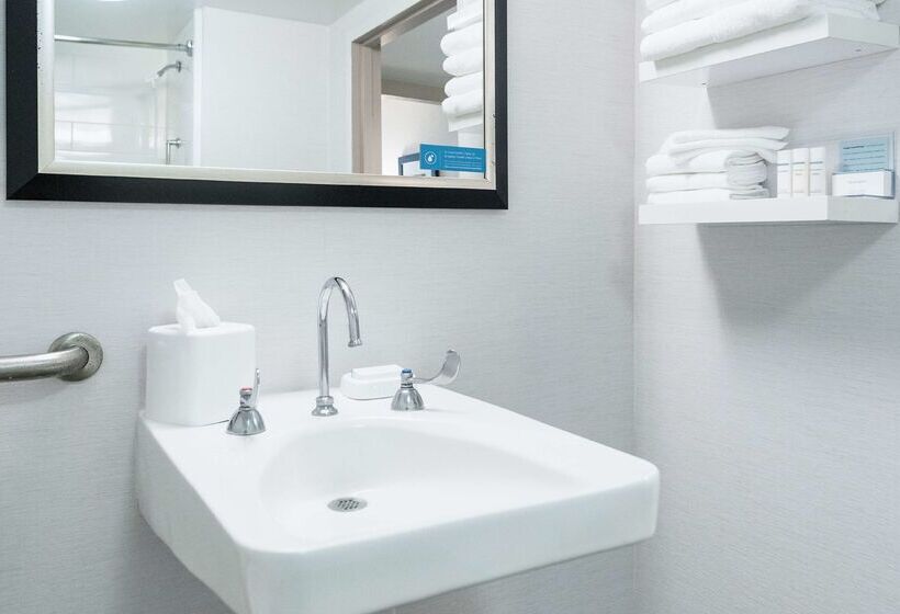 فندق Hampton Inn Brooksville Dade