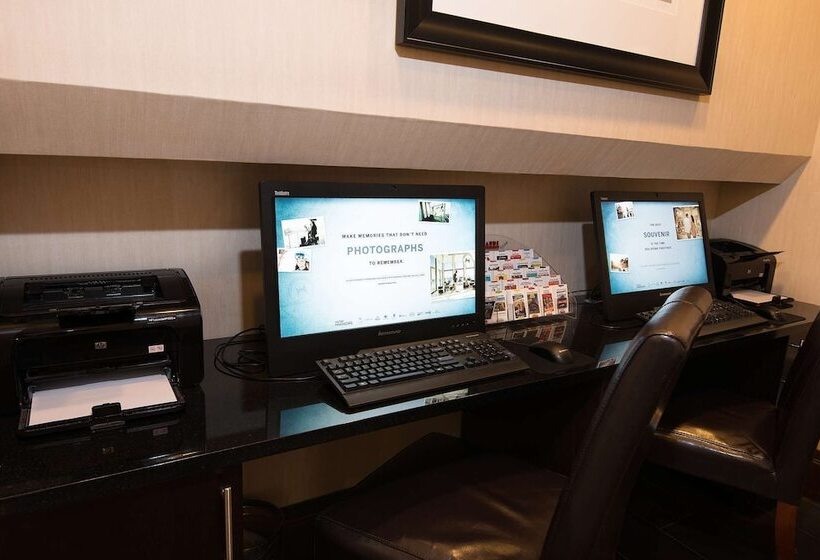 酒店 Hampton Inn Carlstadtat The Meadowlands