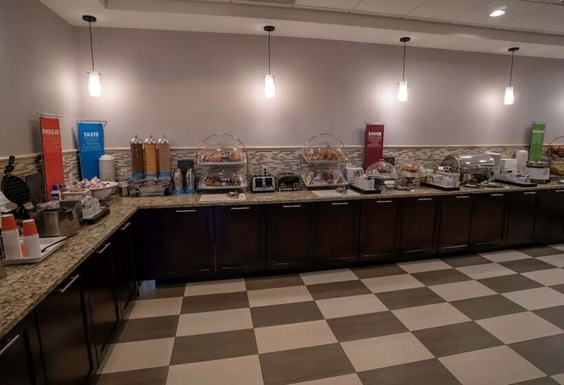 酒店 Hampton Inn Carlstadtat The Meadowlands