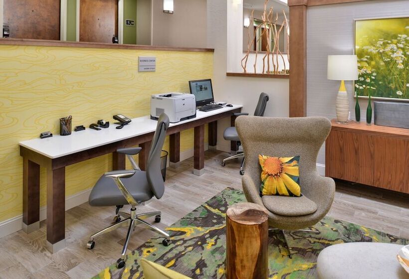 فندق Hampton Inn Cartersville