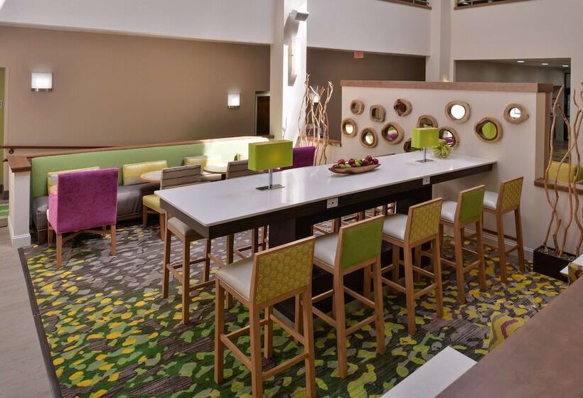 فندق Hampton Inn Cartersville