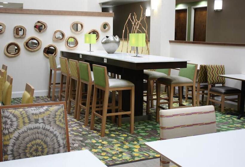 فندق Hampton Inn Cartersville