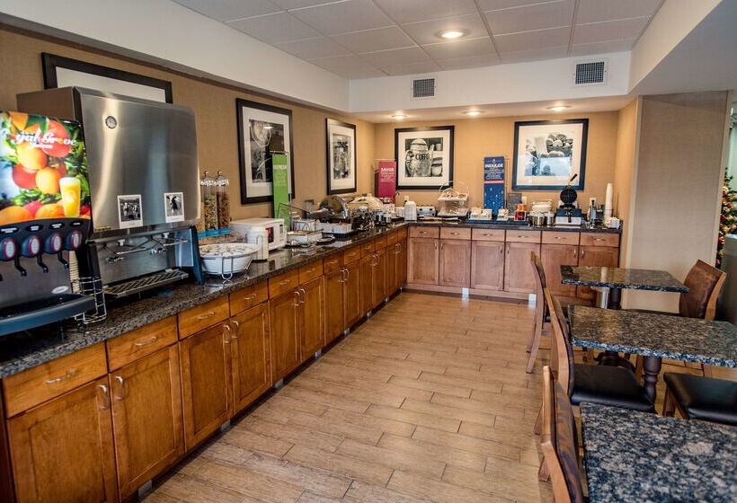 فندق Hampton Inn Caryvillei75/cove Lakestate Park