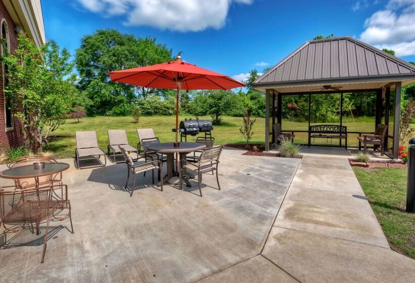 فندق Hampton Inn By Hilton Clarksville