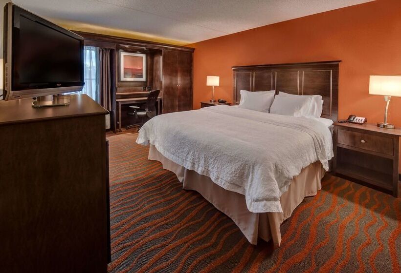 فندق Hampton Inn By Hilton Clarksville
