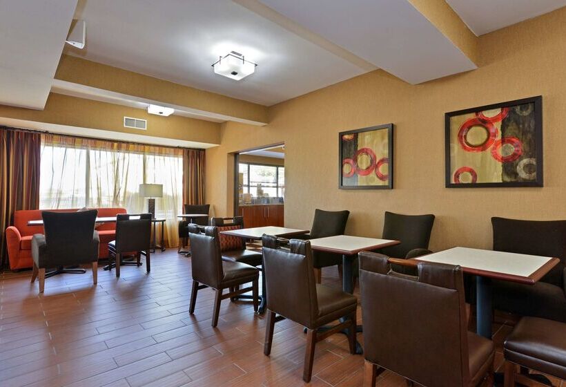 فندق Hampton Inn Collinsville