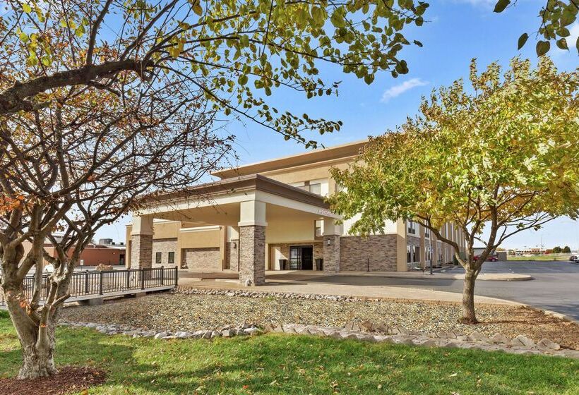 فندق Hampton Inn Collinsville