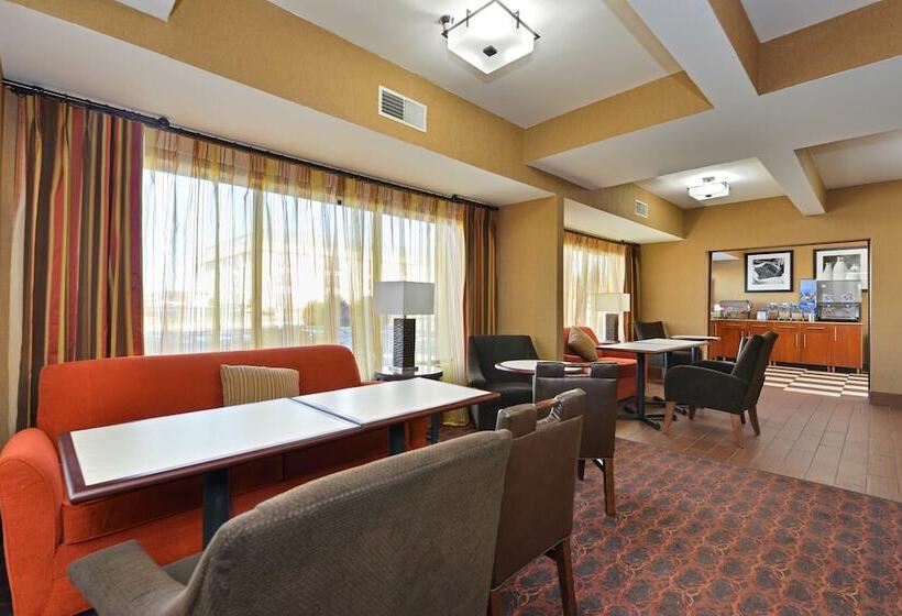 فندق Hampton Inn Collinsville