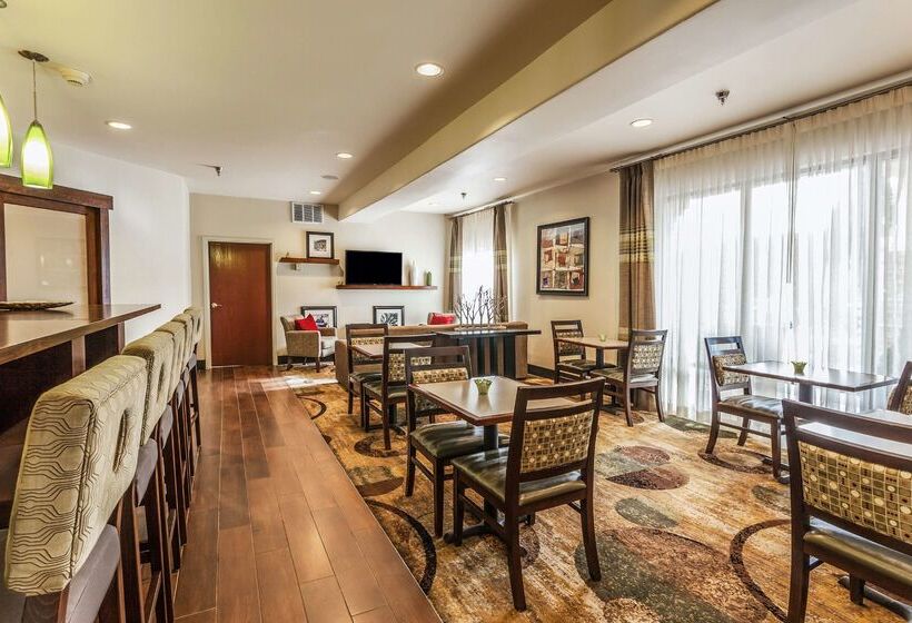 酒店 Hampton Inn Colorado Springs Airport