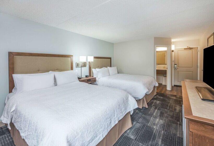 فندق Hampton Inn Columbia
