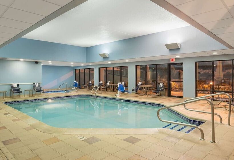 فندق Hampton Inn Columbia