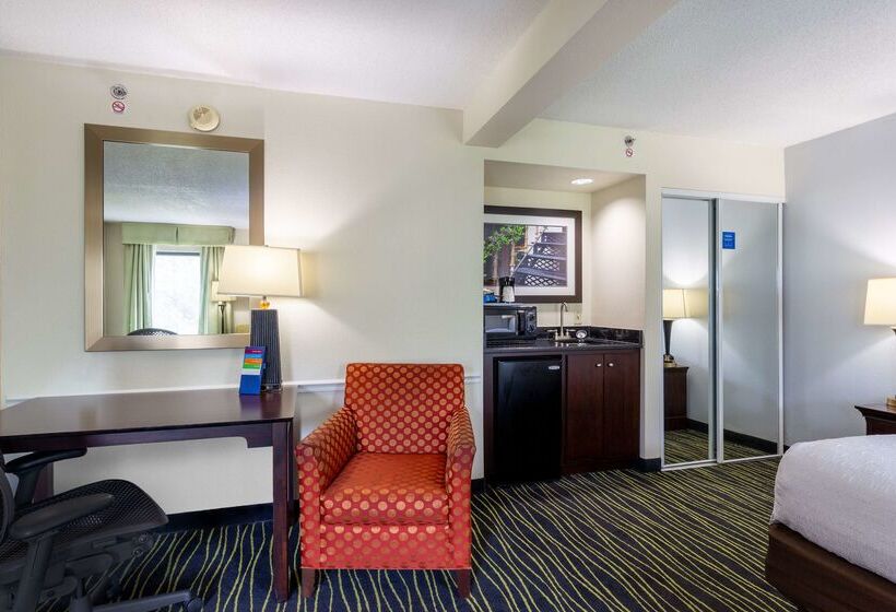هتل Hampton Inn Columbia I26/harbison Blvd