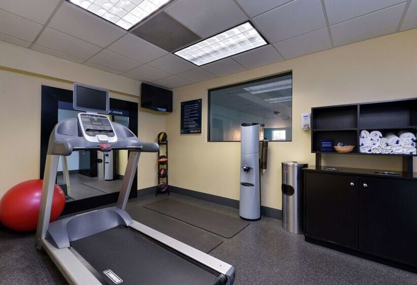 호텔 Hampton Inn Columbus East