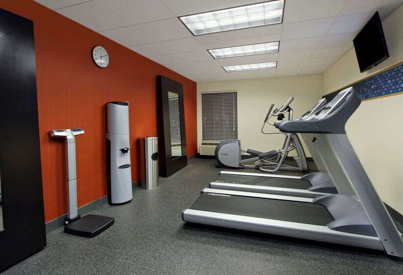 Отель Hampton Inn Columbusairport