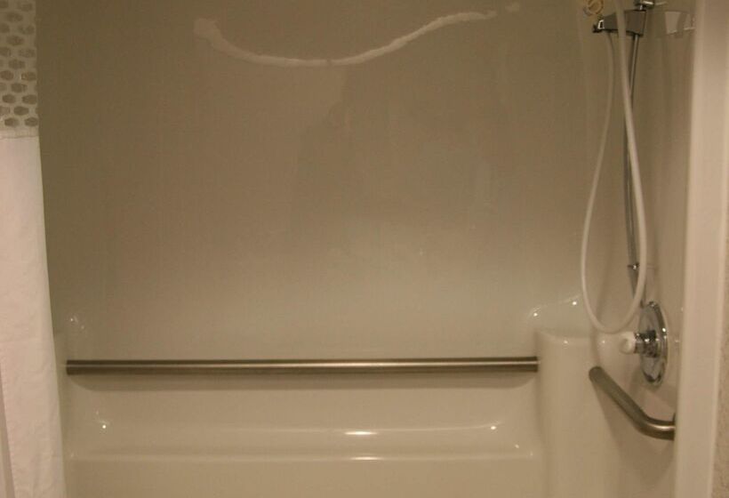 Отель Hampton Inn Columbusairport