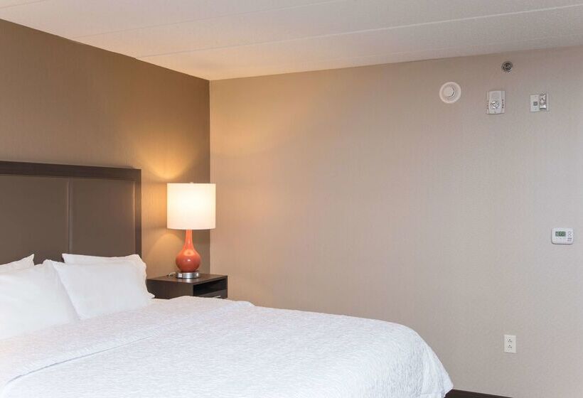 Отель Hampton Inn Columbus/taylorsville/edinburgh