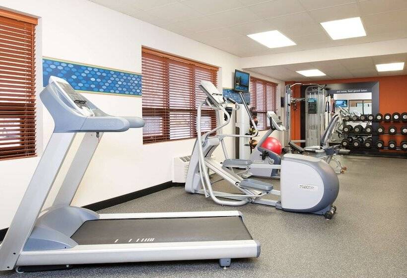 فندق Hampton Inn Columbus/taylorsville/edinburgh