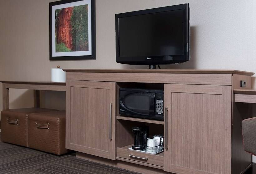 فندق Hampton Inn Columbus/taylorsville/edinburgh