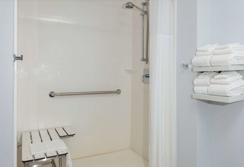 호텔 Hampton Inn By Hilton Concord/bow