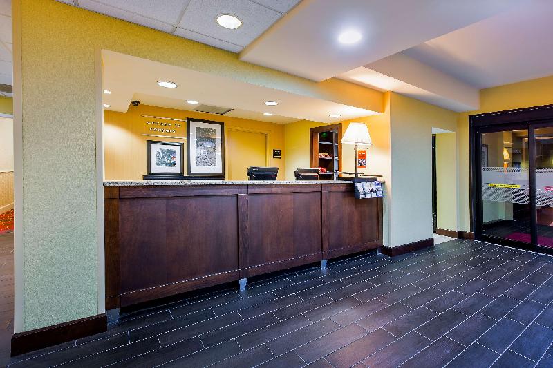 فندق Hampton Inn Conyers