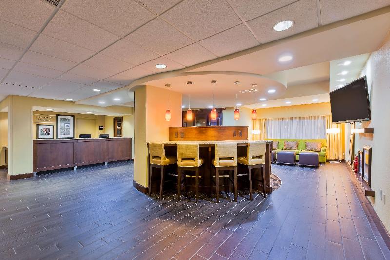 فندق Hampton Inn Conyers