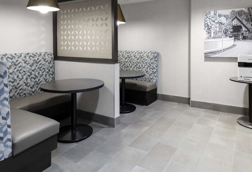 فندق Hampton Inn Conyers