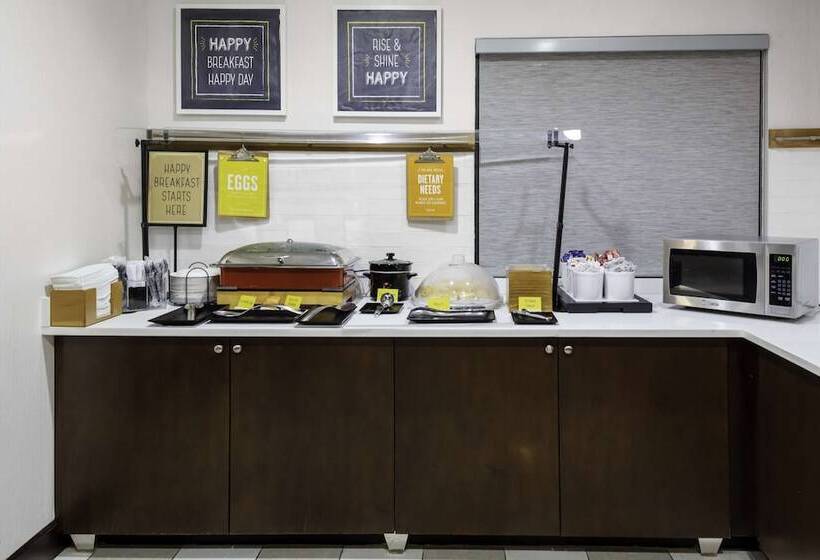 فندق Hampton Inn Conyers