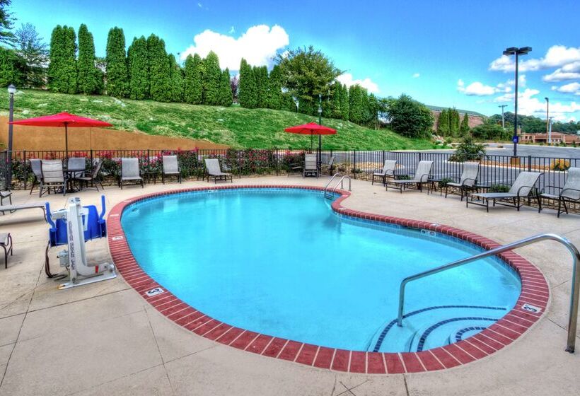 فندق Hampton Inn Cookeville