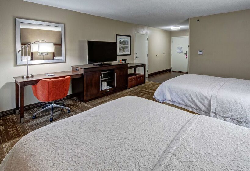 فندق Hampton Inn Corinth