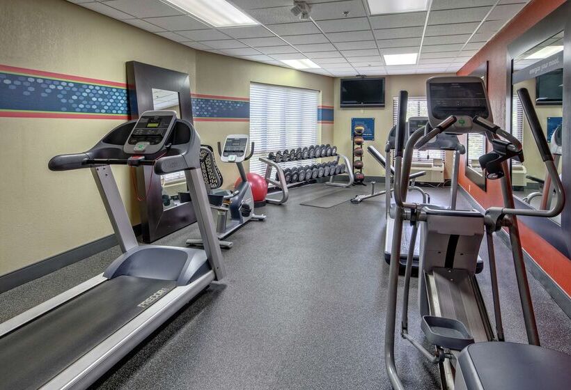 فندق Hampton Inn Corinth