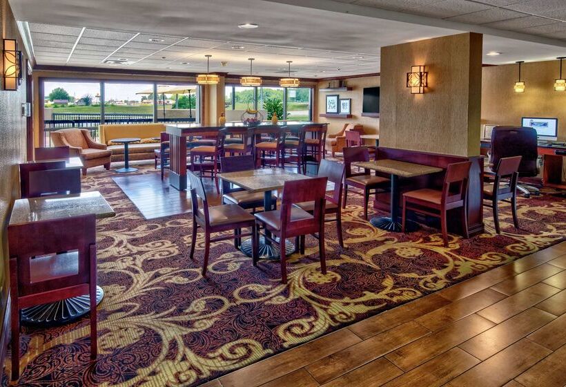 فندق Hampton Inn Corinth