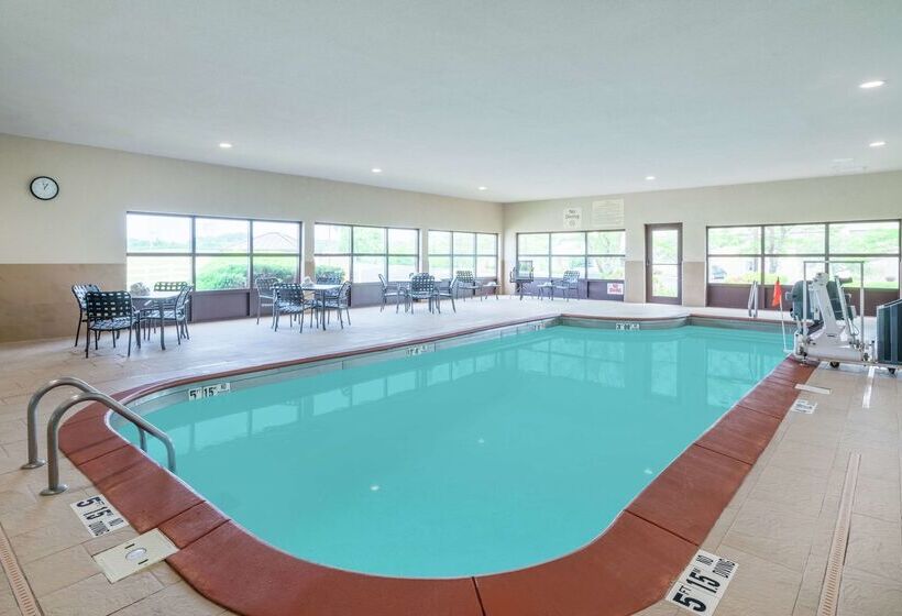 فندق Hampton Inn Corydon