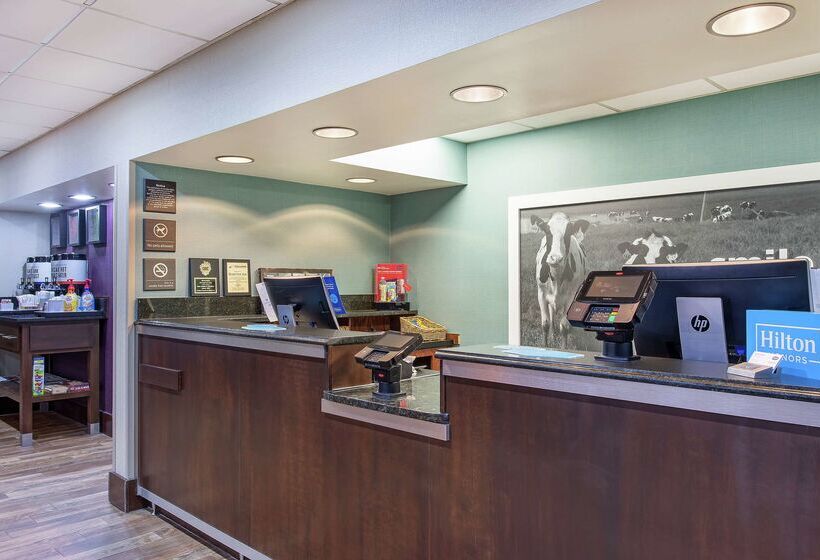 בית מלון כפרי Hampton Inn Cullman