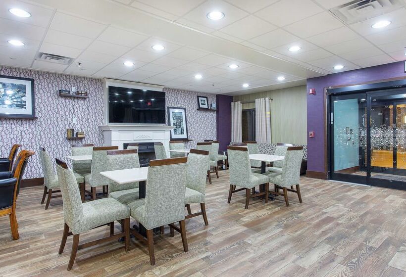 בית מלון כפרי Hampton Inn Cullman