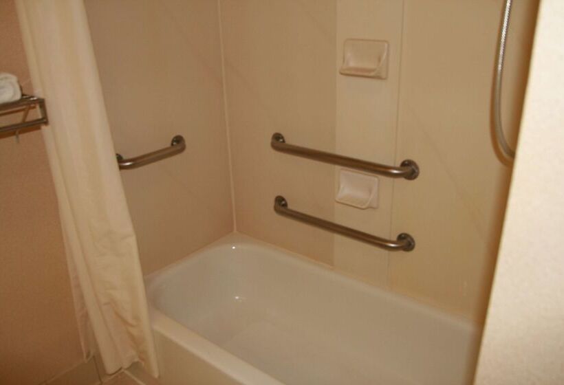 Отель Hampton Inn By Hilton Dayton Fairborn Wright Patterson Afb