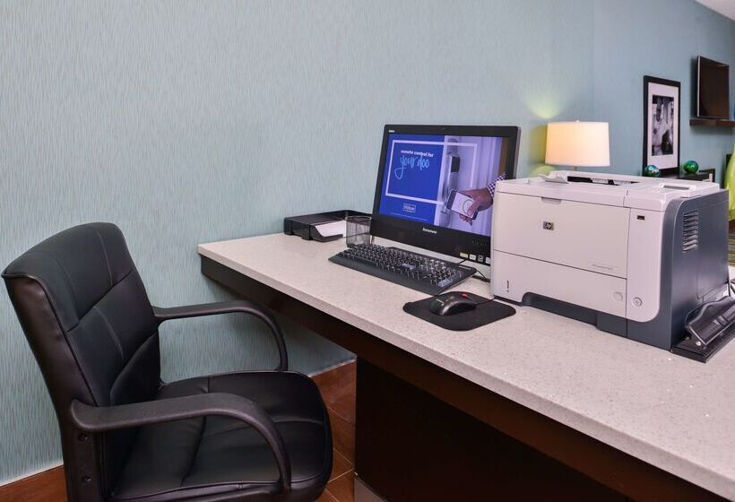 ホテル Hampton Inn Decatur