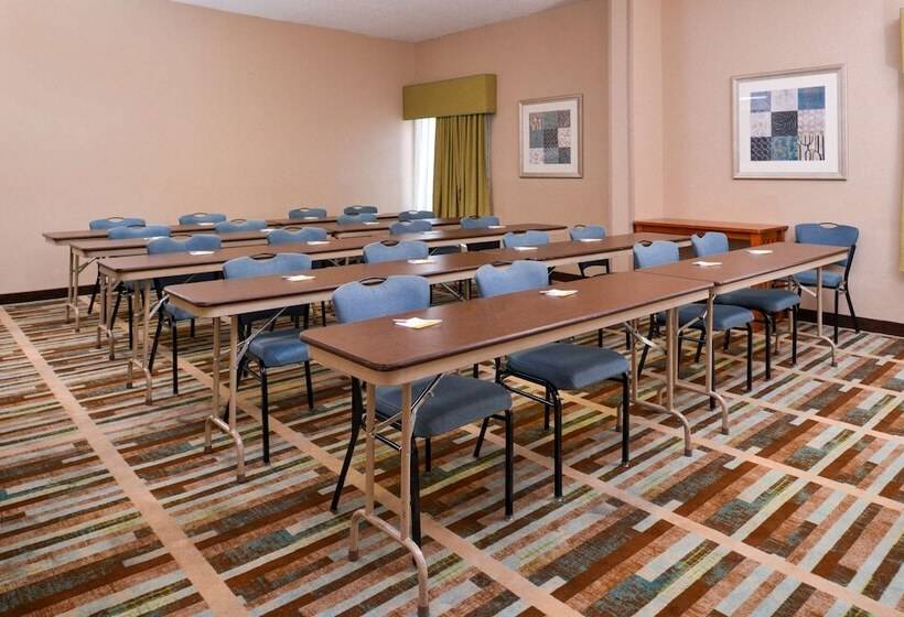 ホテル Hampton Inn Decatur