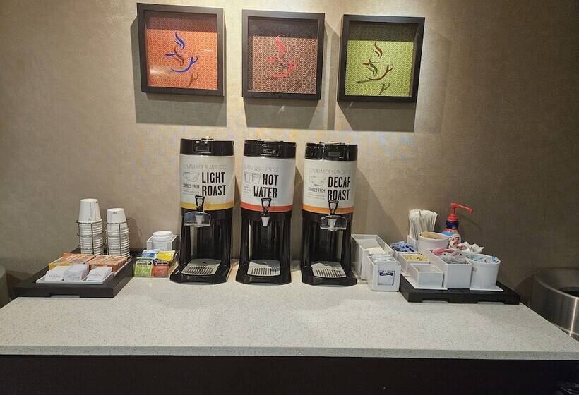 ホテル Hampton Inn Decatur