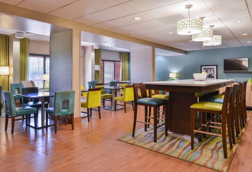 ホテル Hampton Inn Decatur